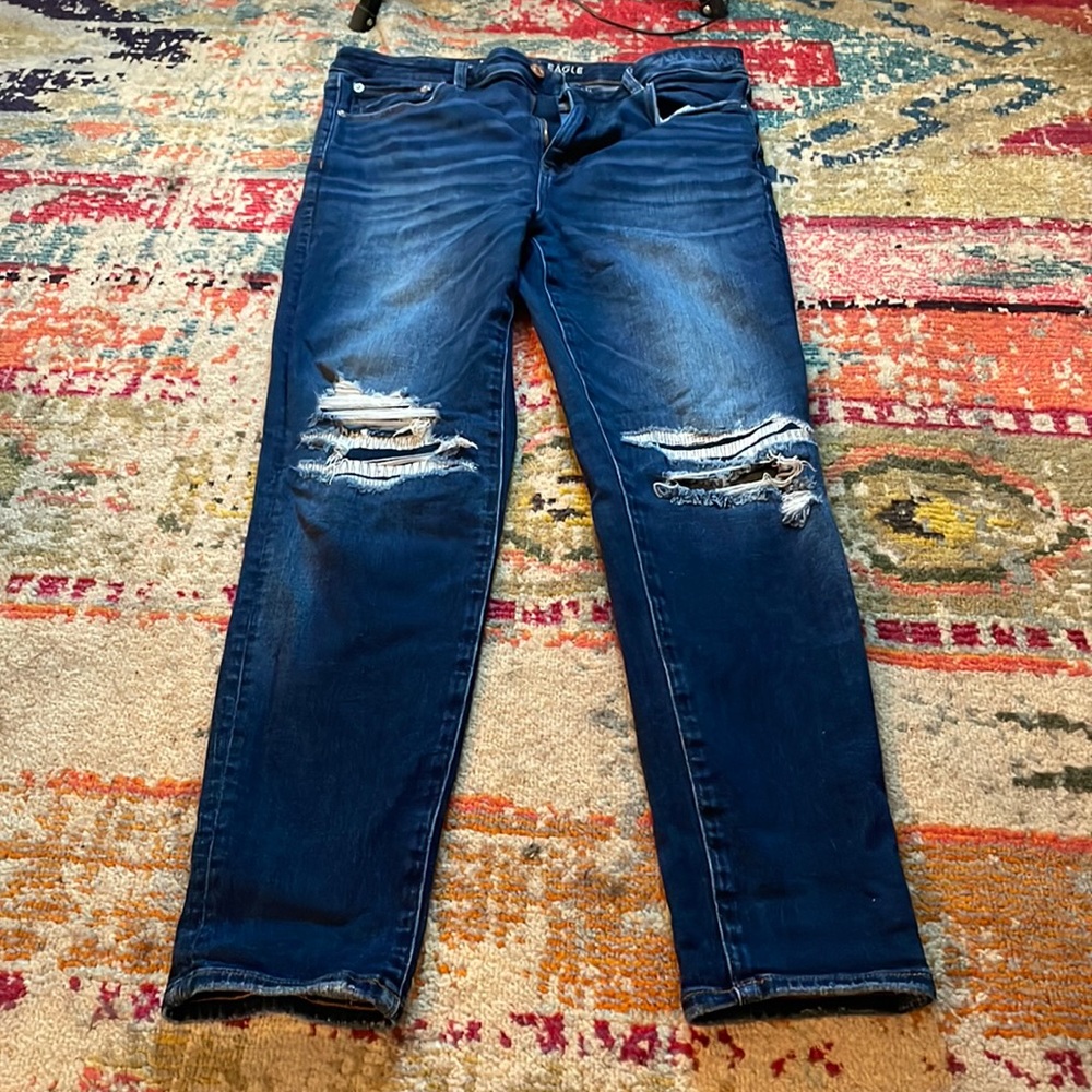 American Eagle size 14 skinny jean super hi-rise jegging distress w/ faux patch